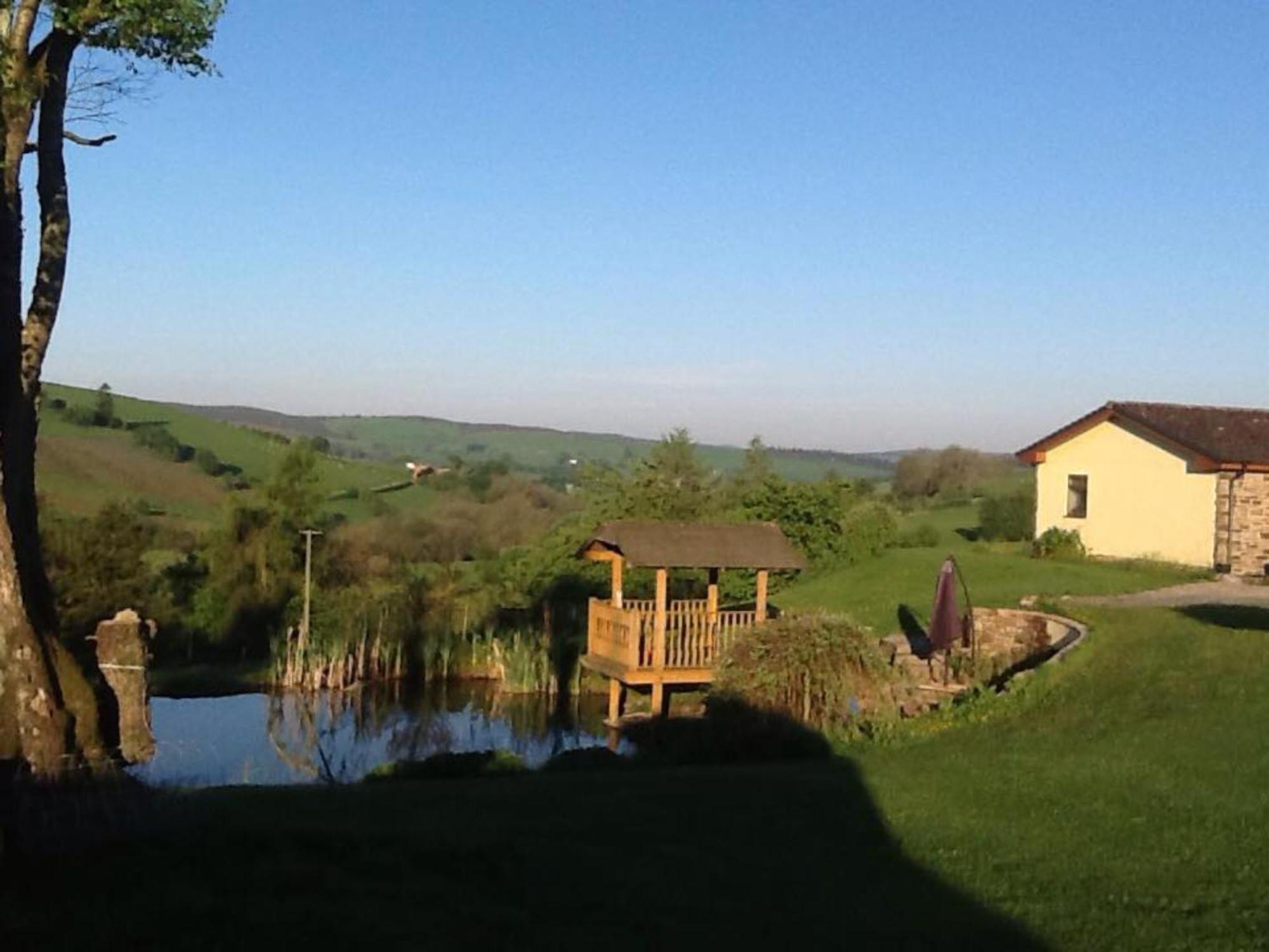 Pantyronen Tourer Holidays Llanbadarn Fynydd Exterior foto